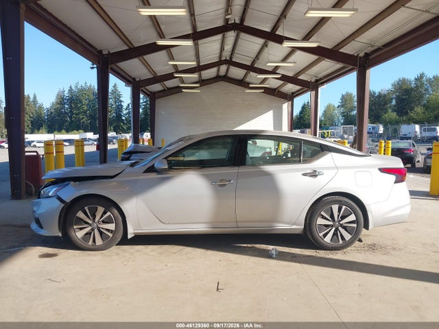 1N4BL4DV4LC245860 Nissan Altima Sv Fwd
