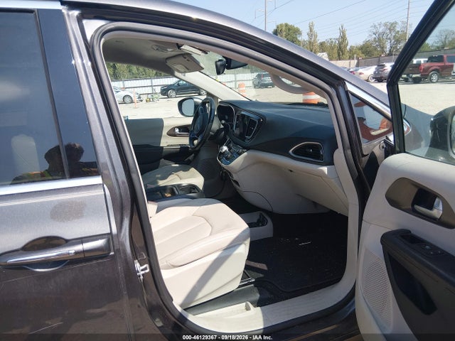 Aukcja sprzedaży 2017 Chrysler Pacifica Touring-l, vin: 2C4RC1BG0HR579314, numer aukcji: 46129367