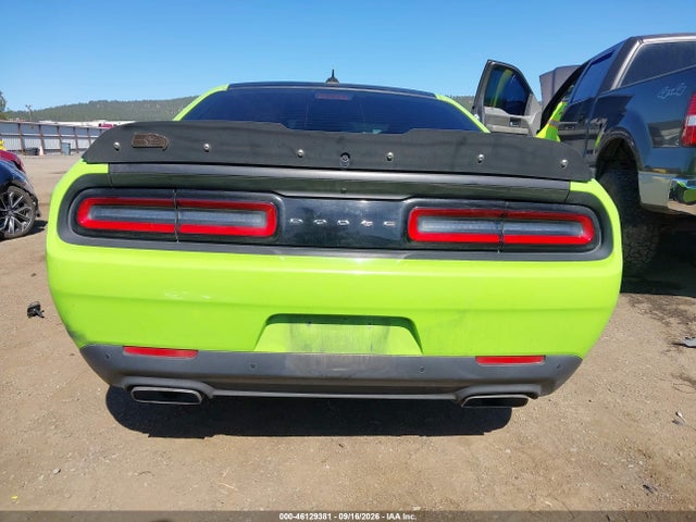 46129381 :رقم المزاد ، 2C3CDZFJ5FH877839 vin ، 2015 Dodge Challenger R/t Scat Pack Shaker مزاد بيع