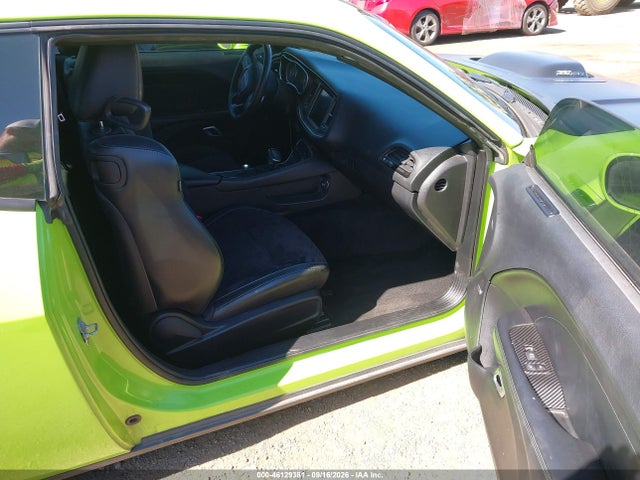 46129381 :رقم المزاد ، 2C3CDZFJ5FH877839 vin ، 2015 Dodge Challenger R/t Scat Pack Shaker مزاد بيع