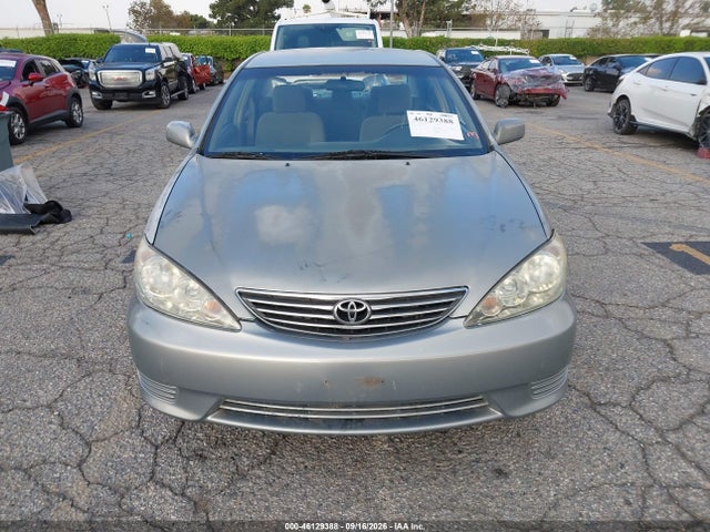 46129388 :رقم المزاد ، 4T1BE32KX5U554295 vin ، 2005 Toyota Camry Le مزاد بيع