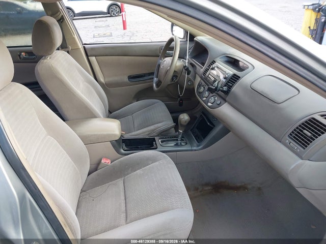 46129388 :رقم المزاد ، 4T1BE32KX5U554295 vin ، 2005 Toyota Camry Le مزاد بيع
