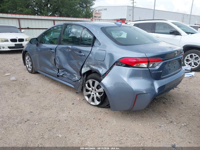 Toyota COROLLA LE 2025 5YFB4MDE6SP257327 Image 3