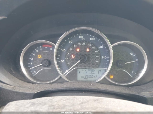 5YFBURHE5FP239706 Toyota COROLLA LE