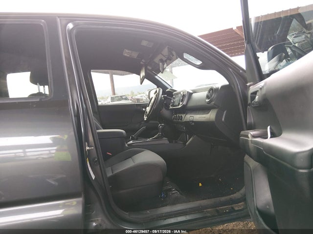 3TMCZ5AN2HM052877 Toyota Tacoma Trd Sport