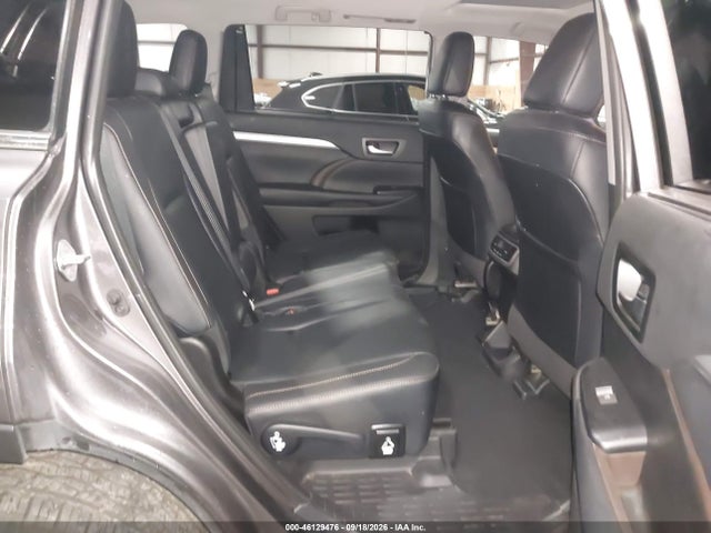 Продаж на аукціоні авто 2019 Toyota Highlander Xle, vin: 5TDJZRFH0KS579745, номер лоту: 46129476