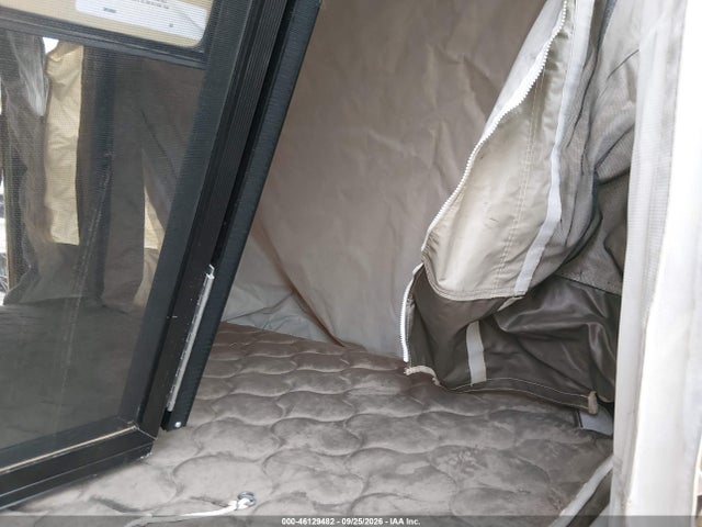 Forest River Other 2018 4X4CFS21XJD179326 Image 5
