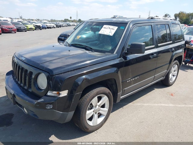 Jeep Patriot Limited 2014 1C4NJPCB2ED570266 Image 2