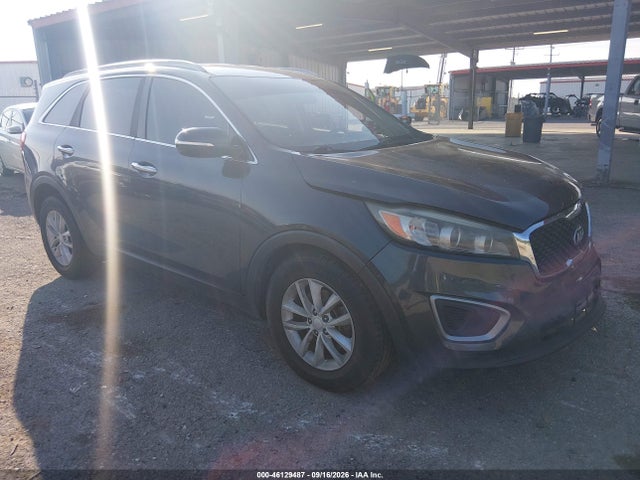 Auction sale of the 2017 Kia Sorento 2.4l Lx, vin: 5XYPG4A35HG327381, lot number: 46129487