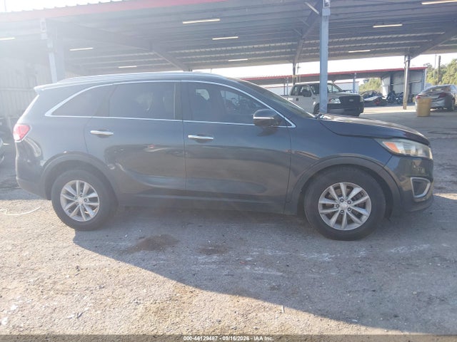 2017 Kia Sorento 2.4l Lx მანქანა იყიდება აუქციონზე, vin: 5XYPG4A35HG327381, აუქციონის ნომერი: 46129487