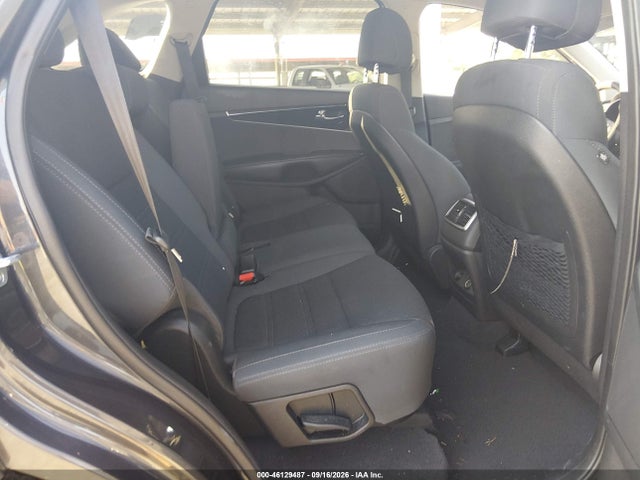 2017 Kia Sorento 2.4l Lx მანქანა იყიდება აუქციონზე, vin: 5XYPG4A35HG327381, აუქციონის ნომერი: 46129487