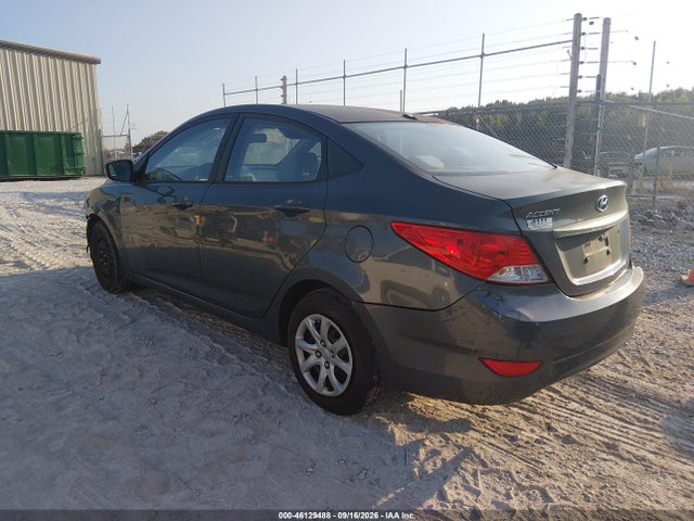 2012 Hyundai Accent Gls მანქანა იყიდება აუქციონზე, vin: KMHCT4AE8CU139811, აუქციონის ნომერი: 46129488