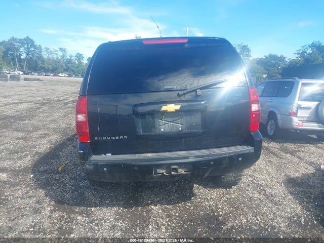 46129496 :رقم المزاد ، 1GNSKJE70DR134806 vin ، 2013 Chevrolet Suburban 1500 Lt مزاد بيع