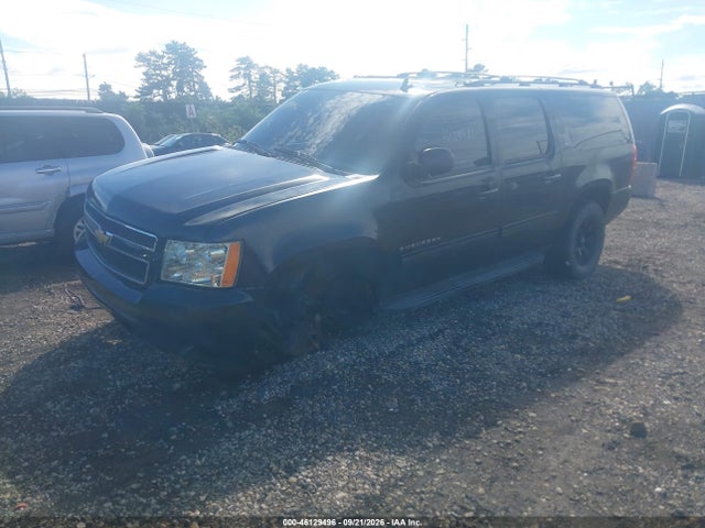 46129496 :رقم المزاد ، 1GNSKJE70DR134806 vin ، 2013 Chevrolet Suburban 1500 Lt مزاد بيع