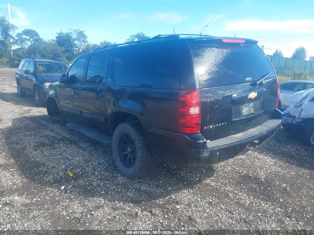 46129496 :رقم المزاد ، 1GNSKJE70DR134806 vin ، 2013 Chevrolet Suburban 1500 Lt مزاد بيع