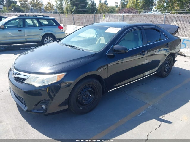 46129500 :رقم المزاد ، 4T1BF1FK1CU579675 vin ، 2012 Toyota Camry Le مزاد بيع