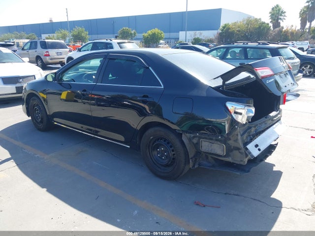 46129500 :رقم المزاد ، 4T1BF1FK1CU579675 vin ، 2012 Toyota Camry Le مزاد بيع
