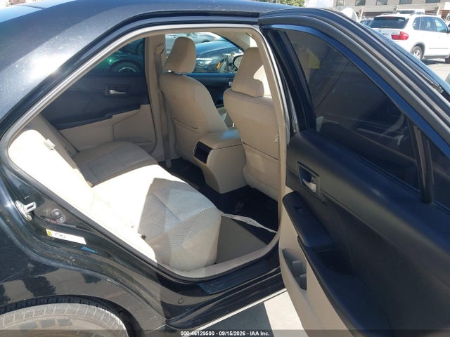 46129500 :رقم المزاد ، 4T1BF1FK1CU579675 vin ، 2012 Toyota Camry Le مزاد بيع