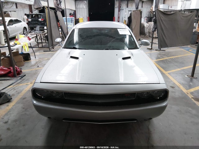 46129563 :رقم المزاد ، 2C3CDYBT8CH275711 vin ، 2012 Dodge Challenger R/t مزاد بيع