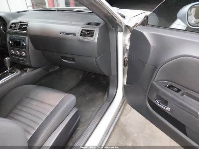 46129563 :رقم المزاد ، 2C3CDYBT8CH275711 vin ، 2012 Dodge Challenger R/t مزاد بيع