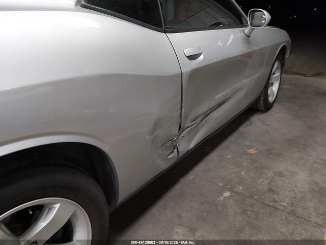 46129563 :رقم المزاد ، 2C3CDYBT8CH275711 vin ، 2012 Dodge Challenger R/t مزاد بيع