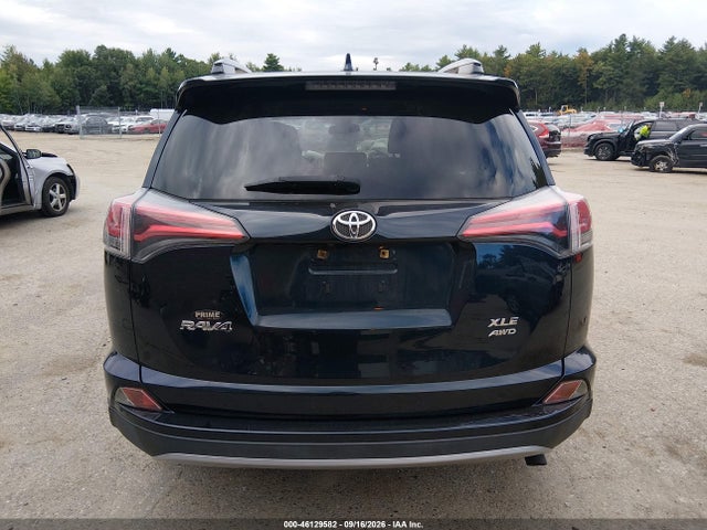 2017 Toyota Rav4 Xle მანქანა იყიდება აუქციონზე, vin: JTMRFREV2HD217472, აუქციონის ნომერი: 46129582