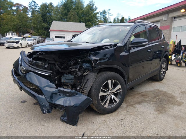2017 Toyota Rav4 Xle მანქანა იყიდება აუქციონზე, vin: JTMRFREV2HD217472, აუქციონის ნომერი: 46129582