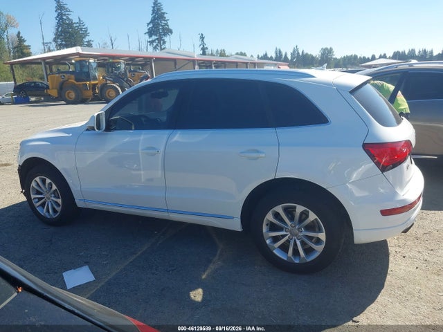 WA1LFAFPXEA121054 Audi Q5 2.0t Premium