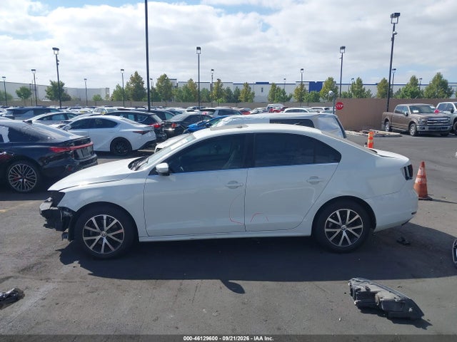 46129600 :رقم المزاد ، 3VWDB7AJXHM409656 vin ، 2017 Volkswagen Jetta 1.4t Se مزاد بيع