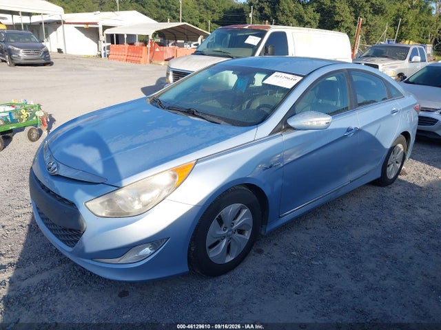 2013 Hyundai Sonata Hybrid მანქანა იყიდება აუქციონზე, vin: KMHEC4A44DA067069, აუქციონის ნომერი: 46129610