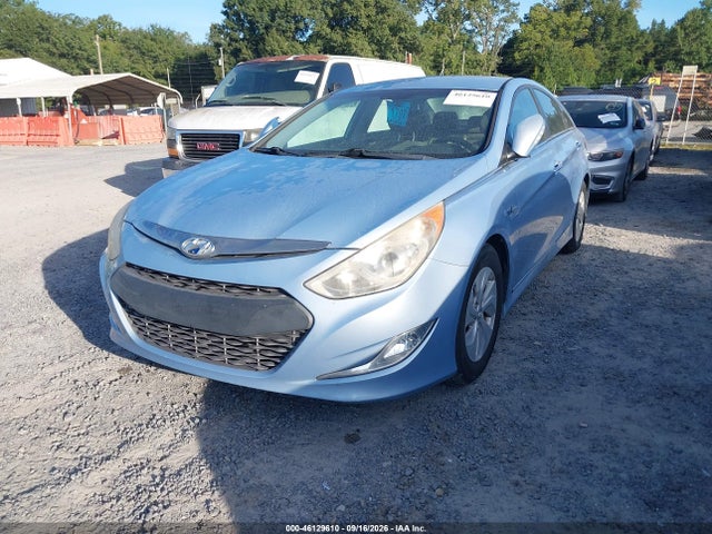 2013 Hyundai Sonata Hybrid მანქანა იყიდება აუქციონზე, vin: KMHEC4A44DA067069, აუქციონის ნომერი: 46129610