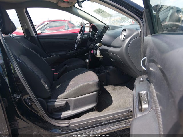 46129613 :رقم المزاد ، 3N1CN7APXHL810062 vin ، 2017 Nissan Versa 1.6 Sv مزاد بيع