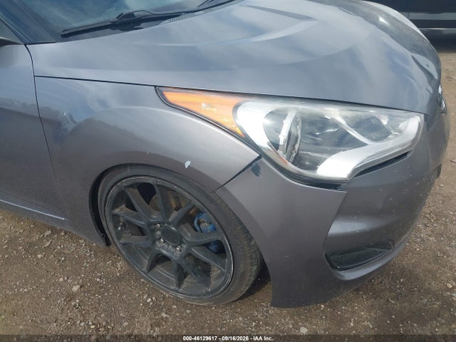 KMHTC6AD0GU268733 Hyundai Veloster