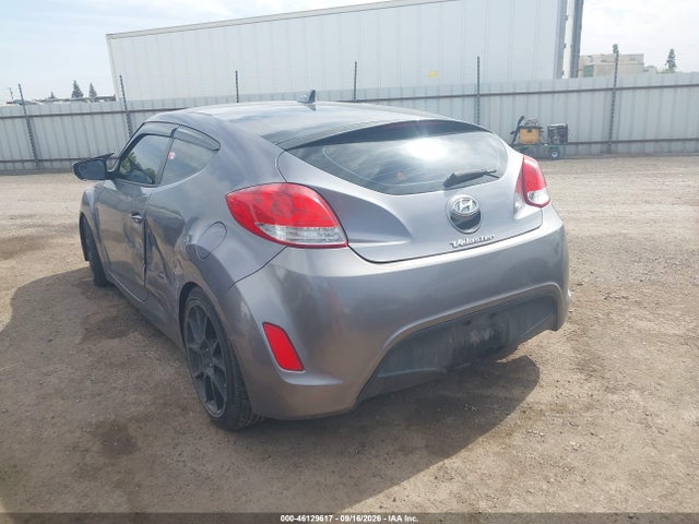 KMHTC6AD0GU268733 Hyundai Veloster