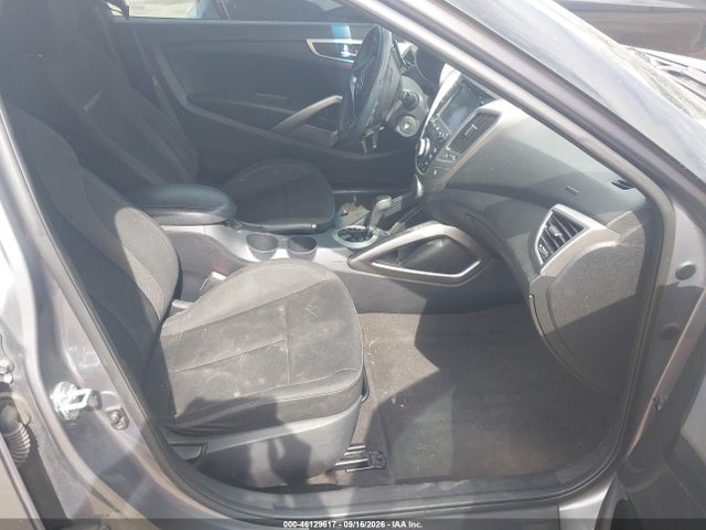 KMHTC6AD0GU268733 Hyundai Veloster