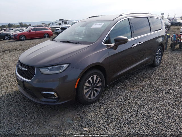 2C4RC1BG2MR520047 Chrysler Pacifica Touring L