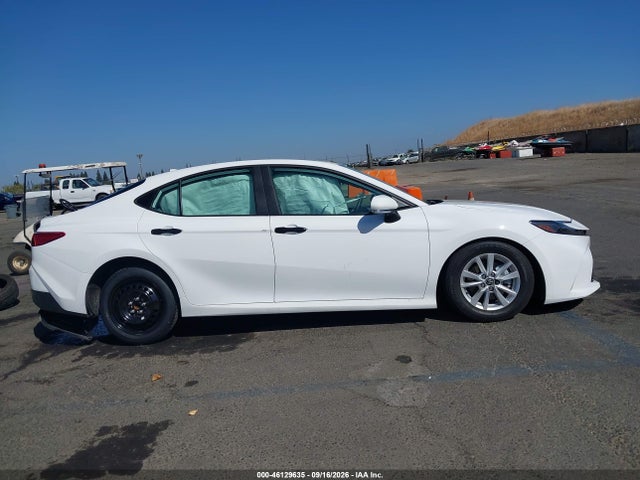 Toyota CAMRY LE 2025 4T1DAACK7SU639937 Image 13