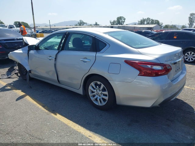 Nissan Altima 2.5 S 2018 1N4AL3AP3JC140896 Image 3