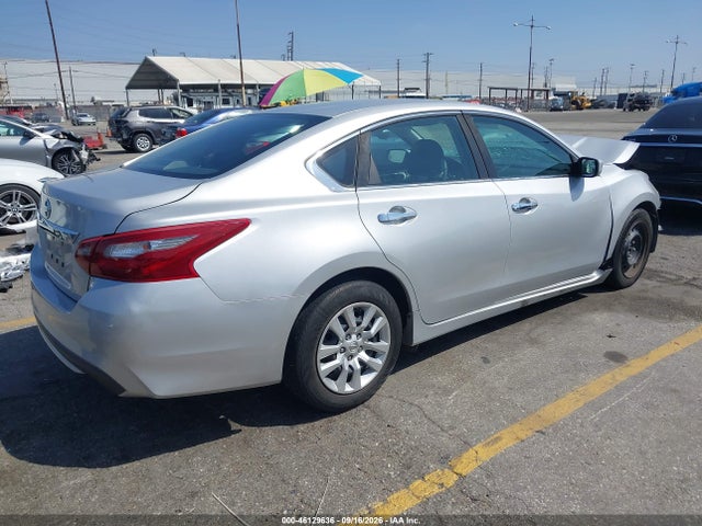 Nissan Altima 2.5 S 2018 1N4AL3AP3JC140896 Image 4