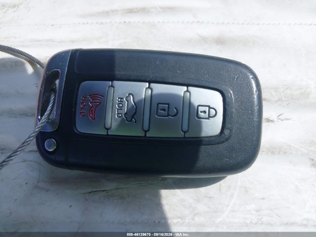 46129670 :رقم المزاد ، KMHEC4A48FA138227 vin ، 2015 Hyundai Sonata Hybrid مزاد بيع