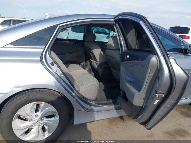46129670 :رقم المزاد ، KMHEC4A48FA138227 vin ، 2015 Hyundai Sonata Hybrid مزاد بيع