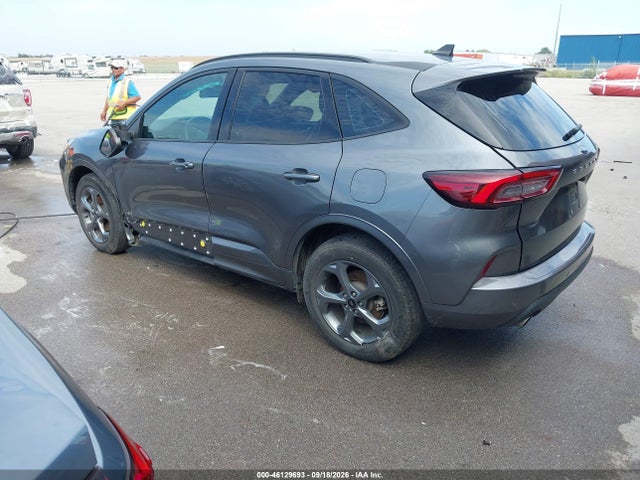 2023 Ford Escape St-line მანქანა იყიდება აუქციონზე, vin: 1FMCU0MN9PUA88231, აუქციონის ნომერი: 46129693