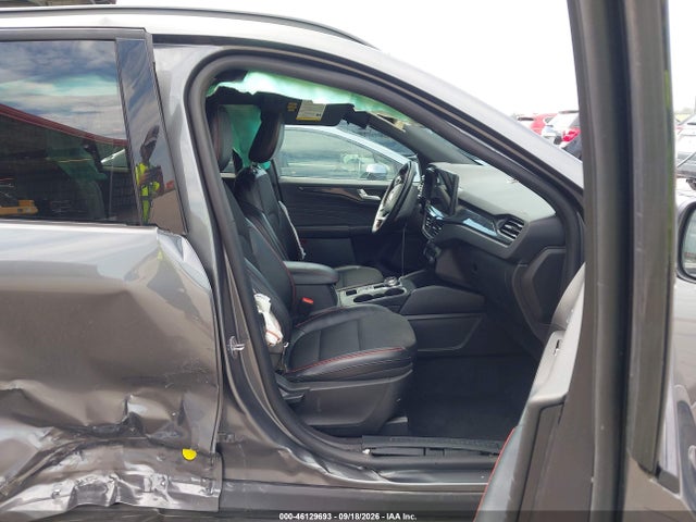 2023 Ford Escape St-line მანქანა იყიდება აუქციონზე, vin: 1FMCU0MN9PUA88231, აუქციონის ნომერი: 46129693