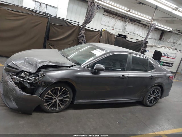 2019 Toyota Camry Se მანქანა იყიდება აუქციონზე, vin: 4T1B11HK0KU710668, აუქციონის ნომერი: 46129694