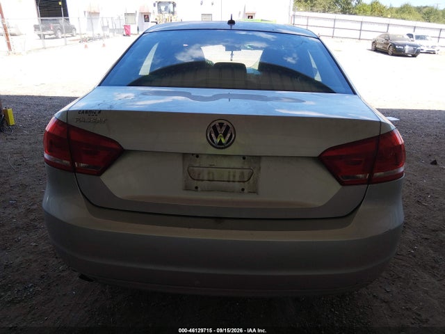 2012 Volkswagen Passat 2.5l S მანქანა იყიდება აუქციონზე, vin: 1VWAP7A36CC005365, აუქციონის ნომერი: 46129715