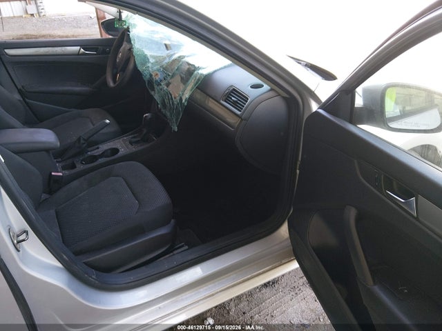 2012 Volkswagen Passat 2.5l S მანქანა იყიდება აუქციონზე, vin: 1VWAP7A36CC005365, აუქციონის ნომერი: 46129715