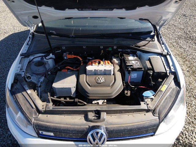 46129757 :رقم المزاد ، WVWKP7AU6GW913559 vin ، 2016 Volkswagen E-golf Se مزاد بيع