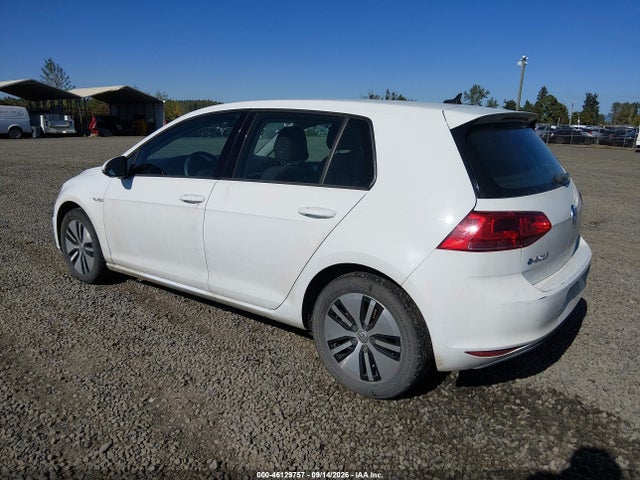 46129757 :رقم المزاد ، WVWKP7AU6GW913559 vin ، 2016 Volkswagen E-golf Se مزاد بيع