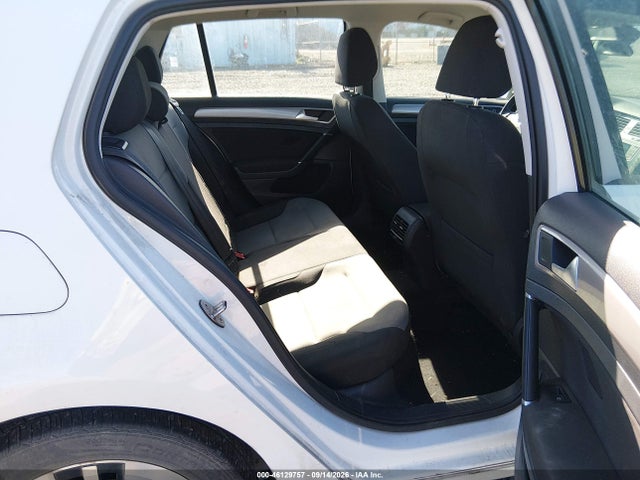 46129757 :رقم المزاد ، WVWKP7AU6GW913559 vin ، 2016 Volkswagen E-golf Se مزاد بيع
