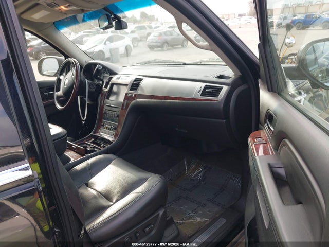 2012 Cadillac Escalade Esv Luxury მანქანა იყიდება აუქციონზე, vin: 1GYS3HEF1CR210712, აუქციონის ნომერი: 46129777